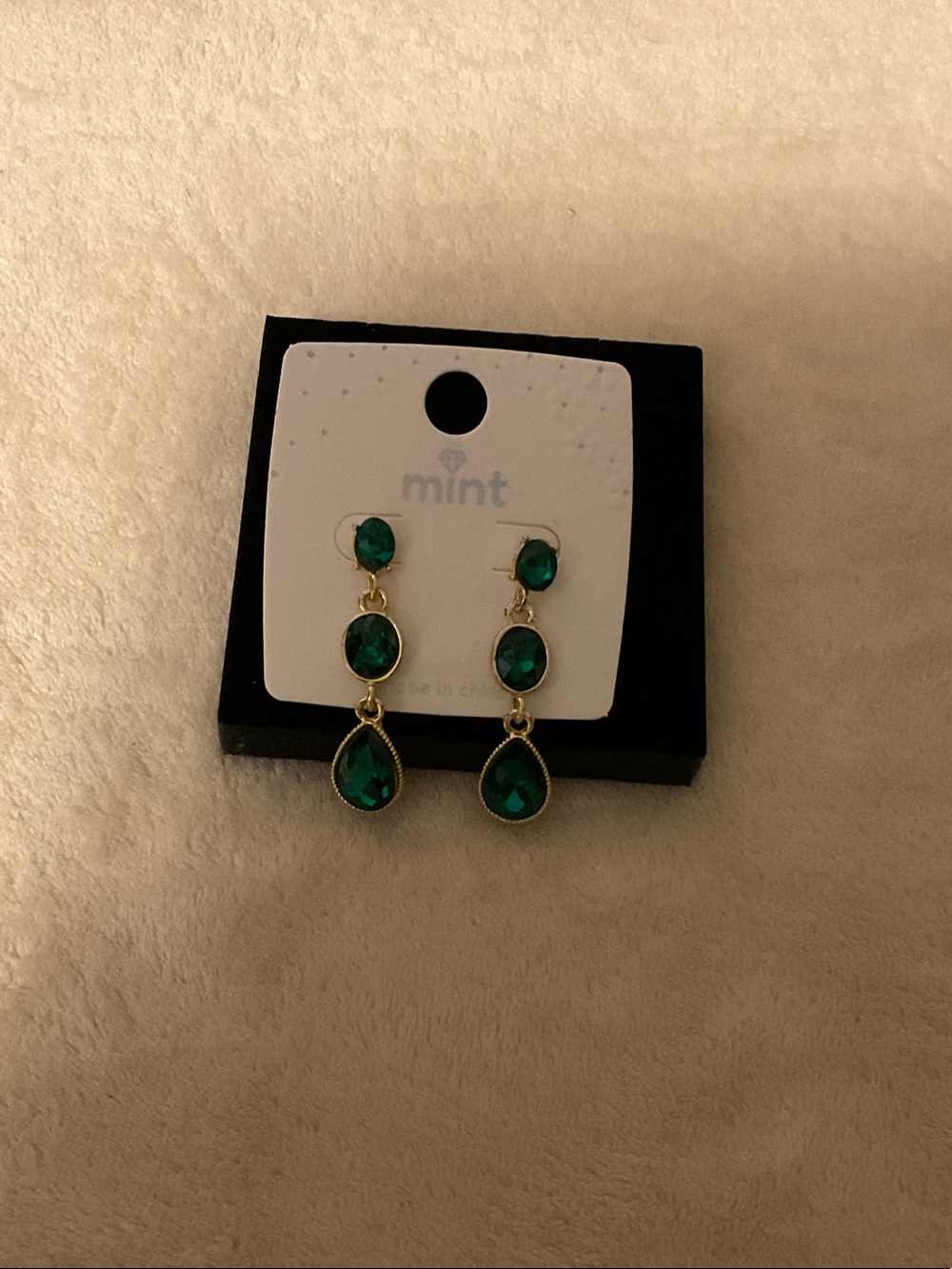 Mint Emerald-Green Faceted Drop Earrings with Gold Accents